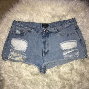 Forever 21 Plus shorts